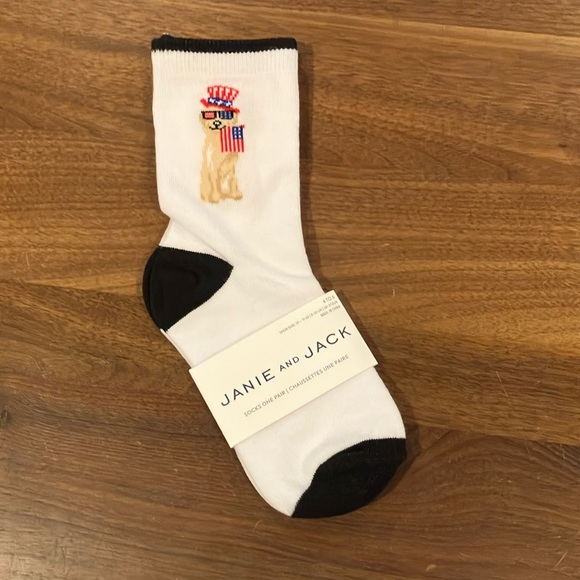 NWT - America Dog with Flag Socks by Janie and Jack Tee - Picture 1 of 2